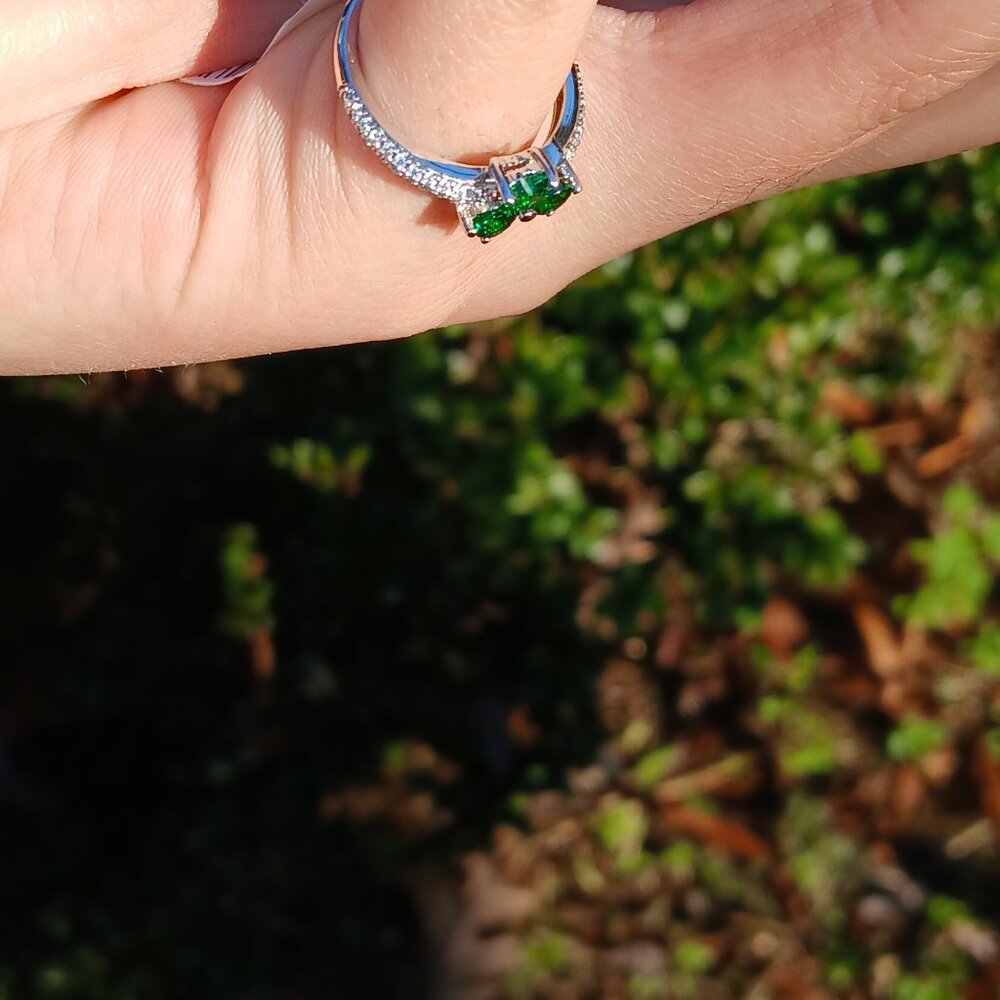 Solvar Irish Three Leaf Clover Shamrock Sterling Silver Green Crystal CZ Ring - Picture 12 of 14